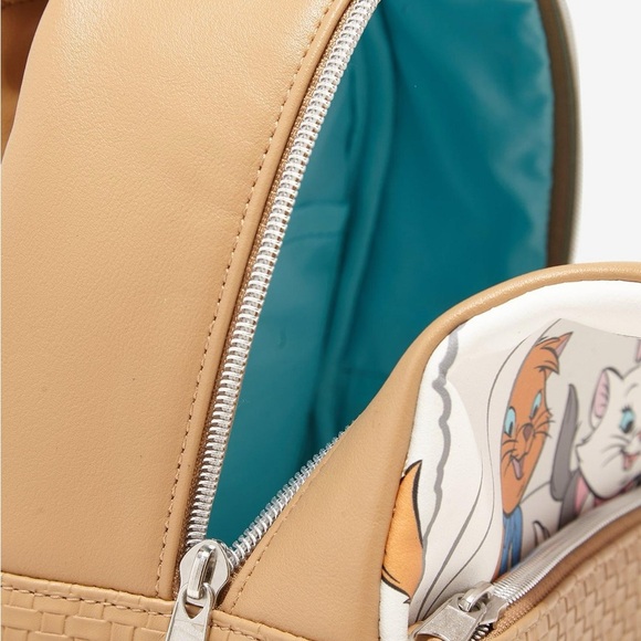 NWT Loungefly Disney The Aristocats Kittens Basket Mini Backpack - Picture 2 of 8